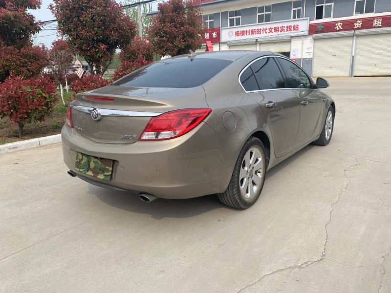 徐州12年别克君威5