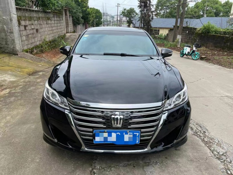 寧德16年豐田皇冠1
