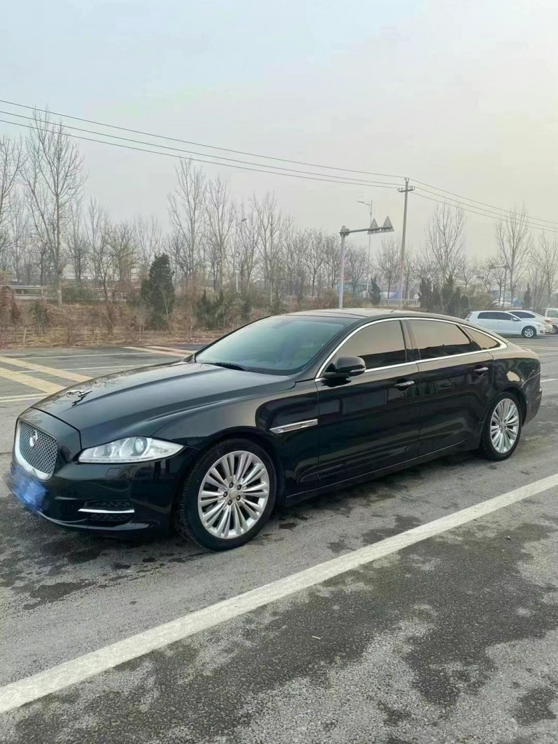 濟寧11年捷豹XJ3