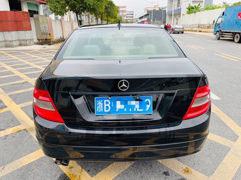东莞11年奔驰C2