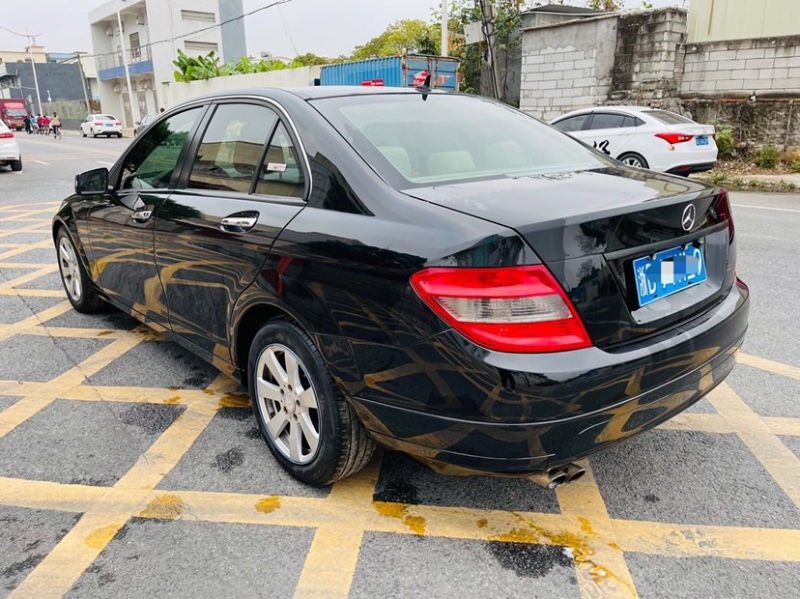 东莞11年奔驰C1