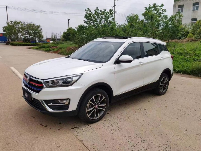 邵阳17年汉腾汽车X53