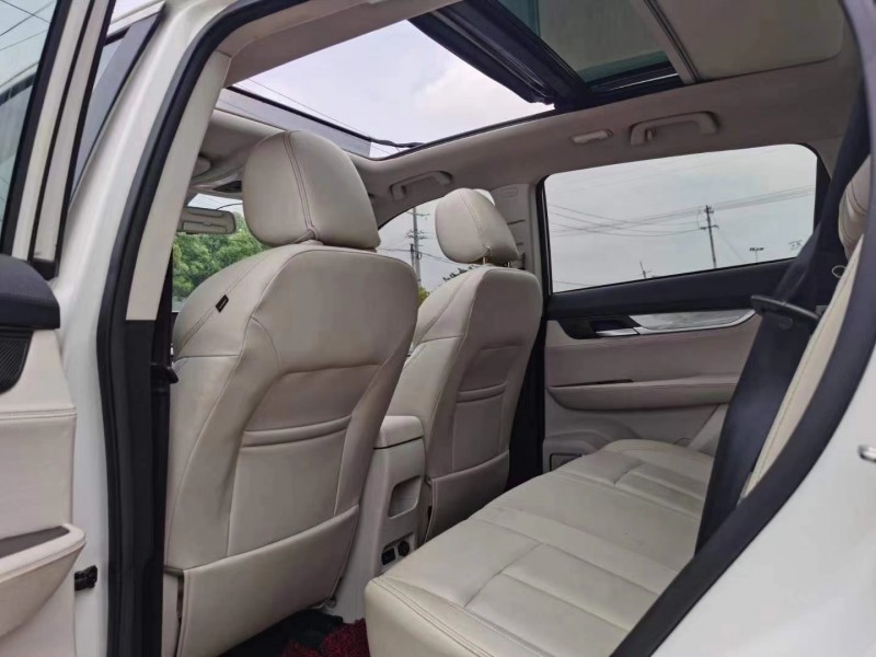 邵阳17年汉腾汽车X56