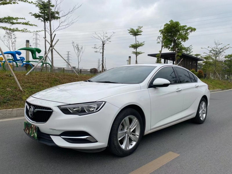 东莞19年别克君威3