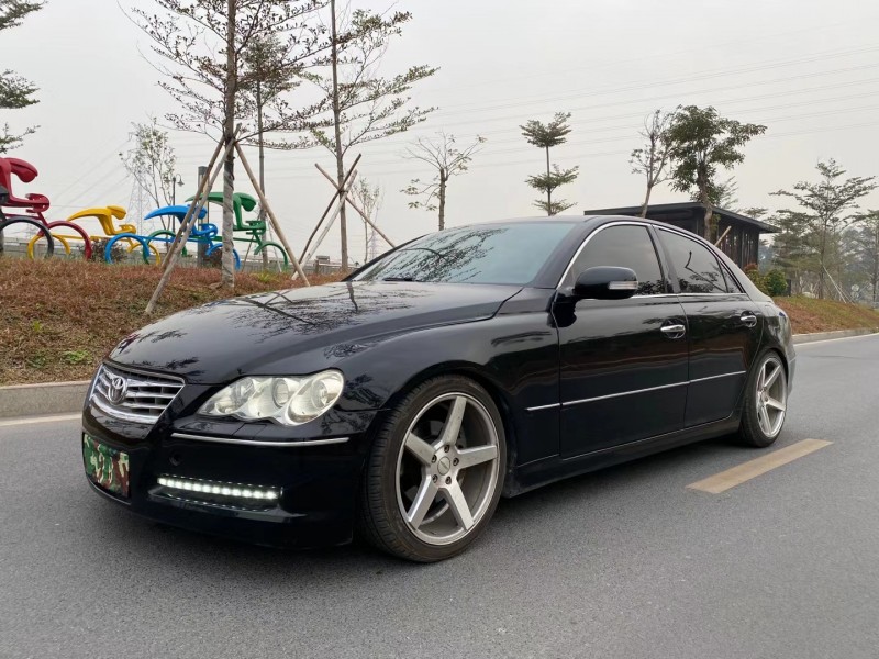东莞11年丰田锐志3