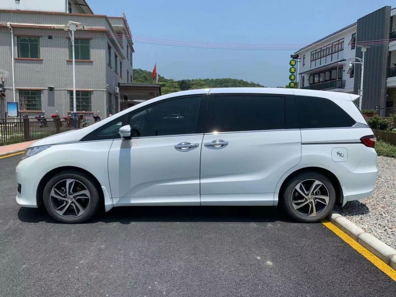 广州17年本田奥德赛6