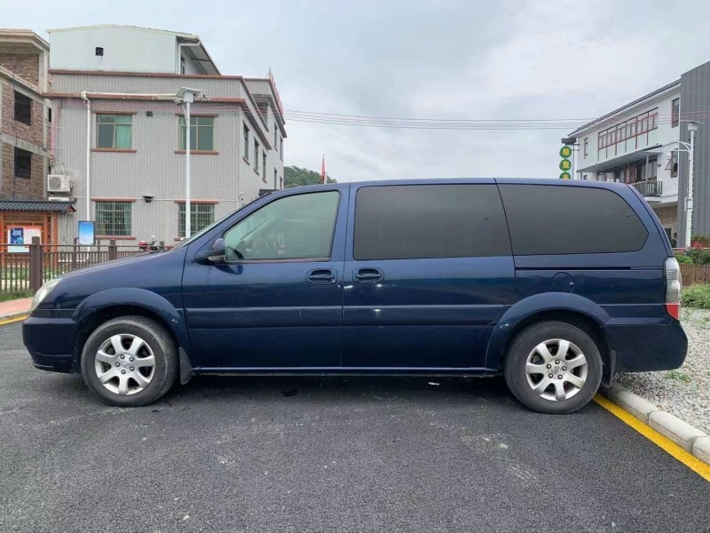 广州08年别克GL85