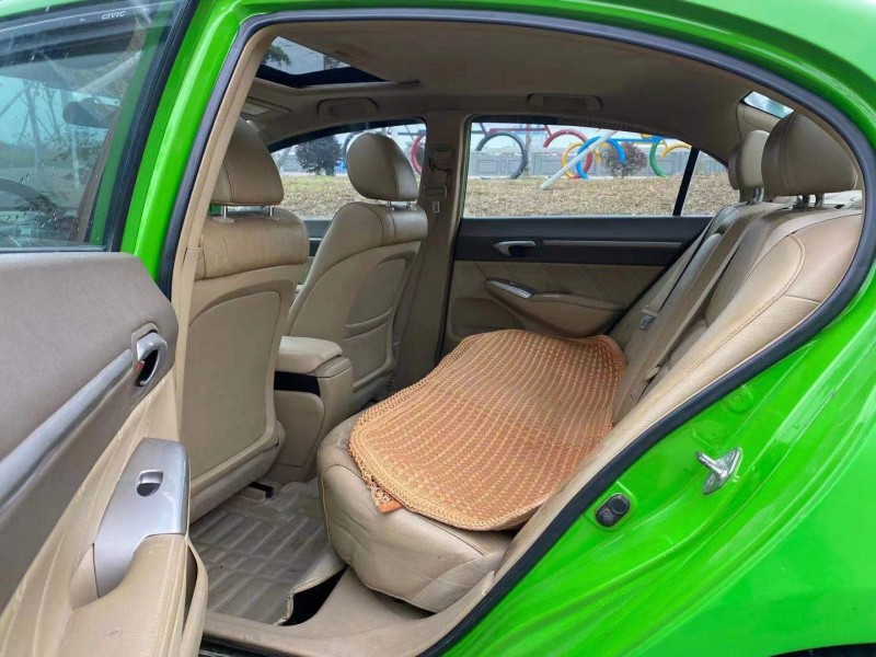 东莞07年本田思域6