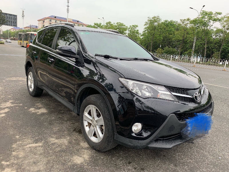 岳陽14年豐田RAV4榮放8