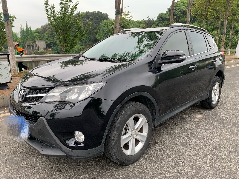 岳陽14年豐田RAV4榮放7