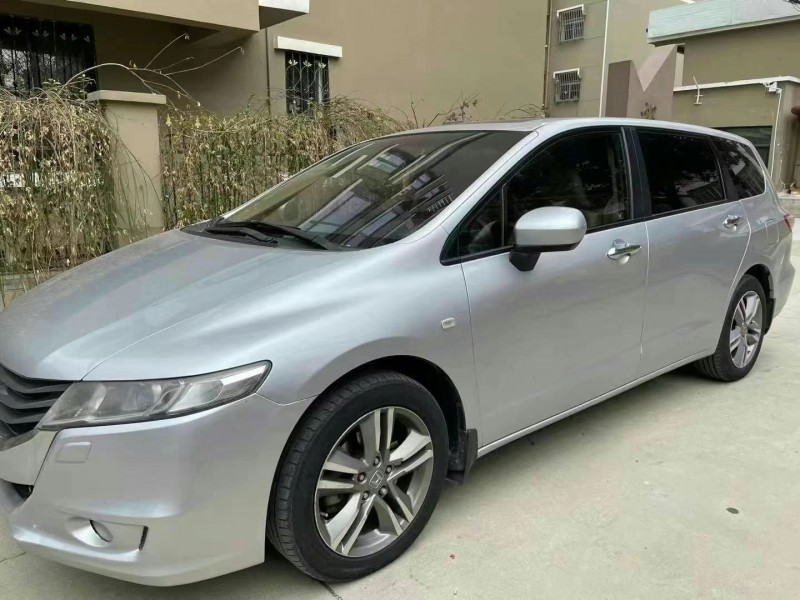 济宁10年本田奥德赛3