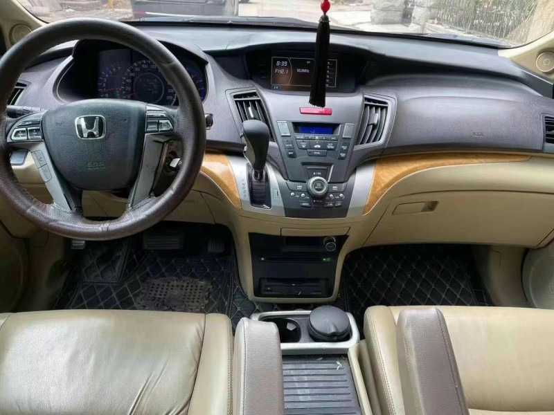 济宁10年本田奥德赛4