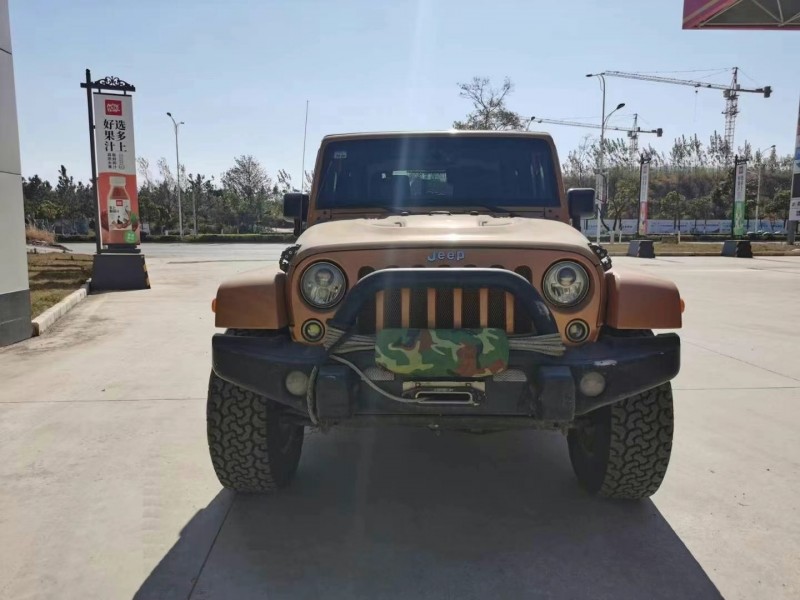 玉溪14年Jeep牧馬人1