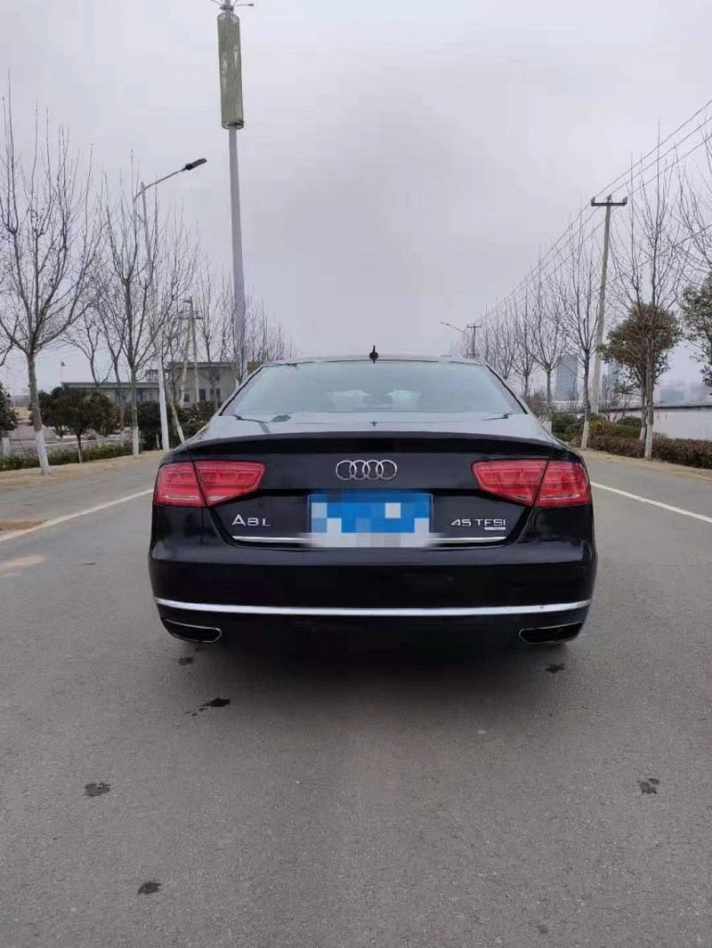 徐州12年奥迪A8L5