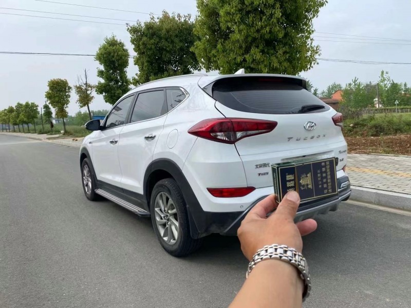 武汉18年现代途胜4