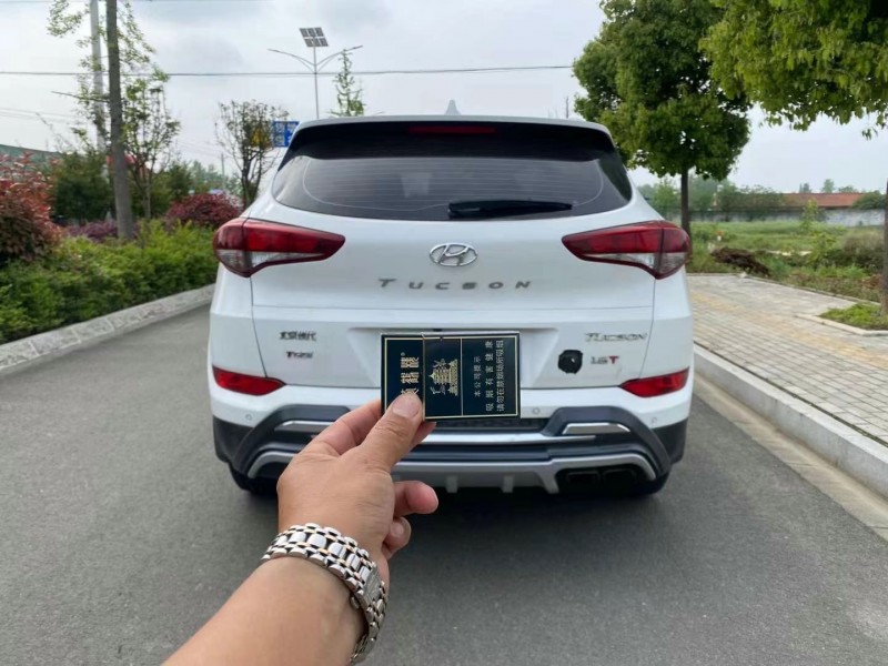 武汉18年现代途胜5