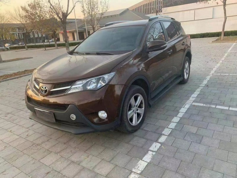 濟南14年豐田RAV4榮放3
