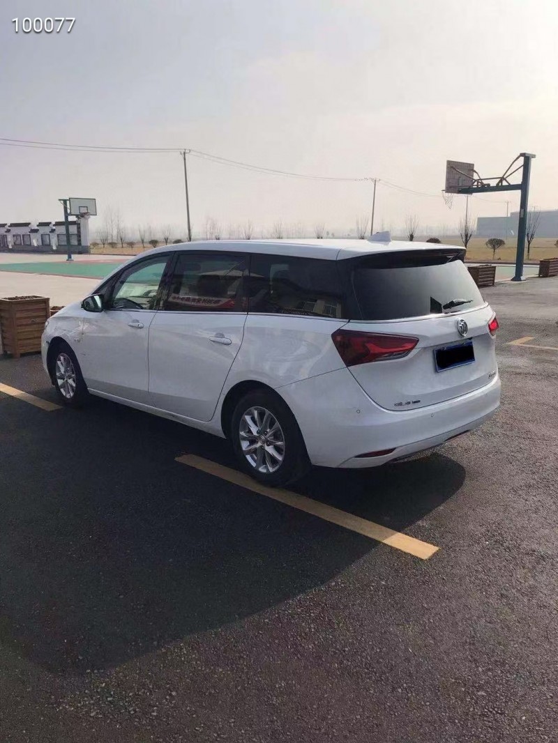 徐州19年别克GL64