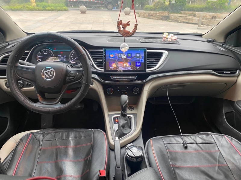 青岛19年别克英朗5