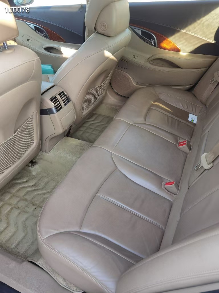 徐州12年别克君越8