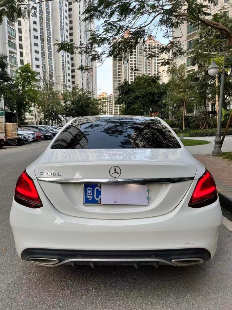 广州19年奔驰C4