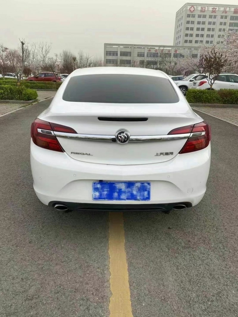 潍坊16年别克君威9