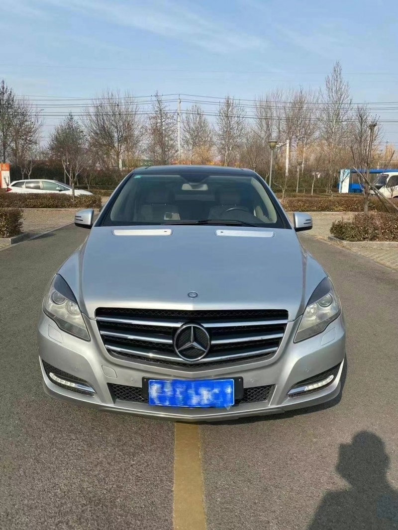 潍坊11年奔驰R1