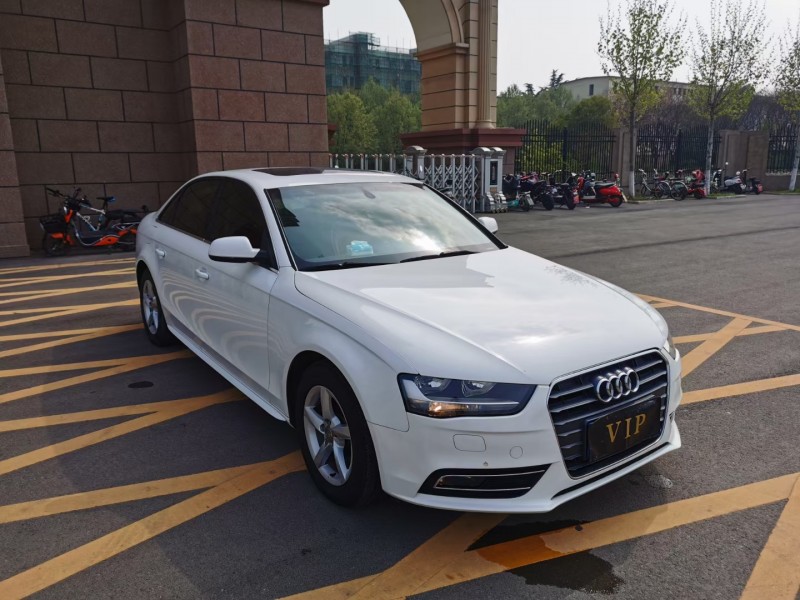 徐州14年奥迪A4L8