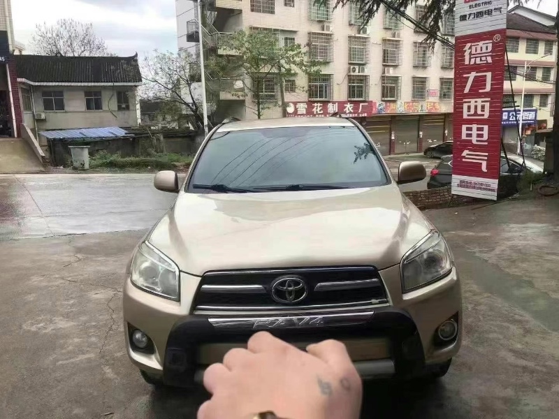 湘潭10年豐田RAV41