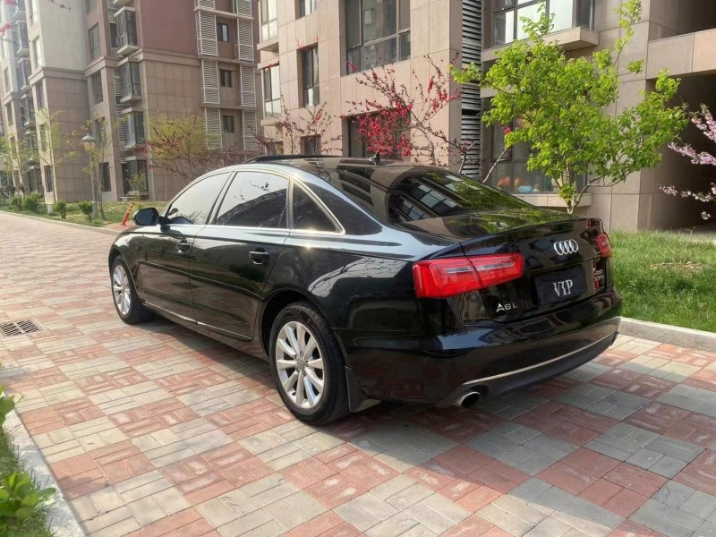 天津15年奧迪A6L1
