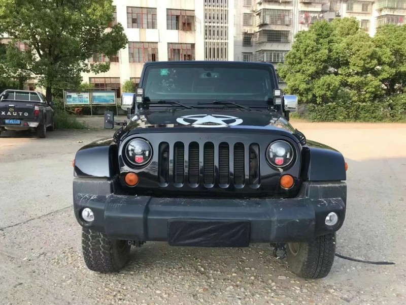 益陽14年Jeep牧馬人1