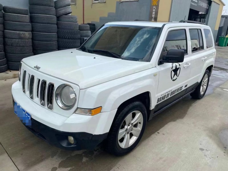 承德12年Jeep自由客2