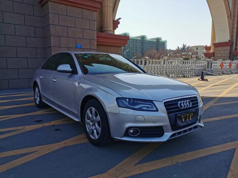 徐州11年奥迪A4L8