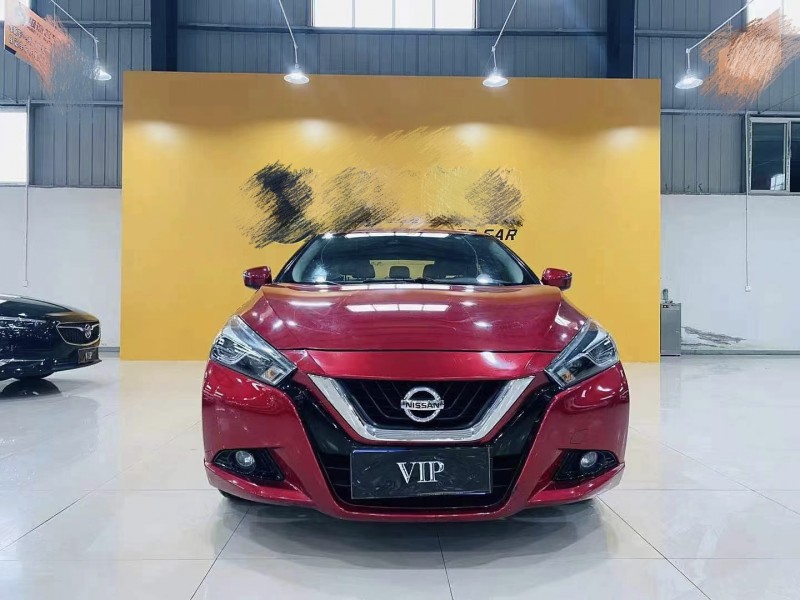 武汉16年日产蓝鸟3