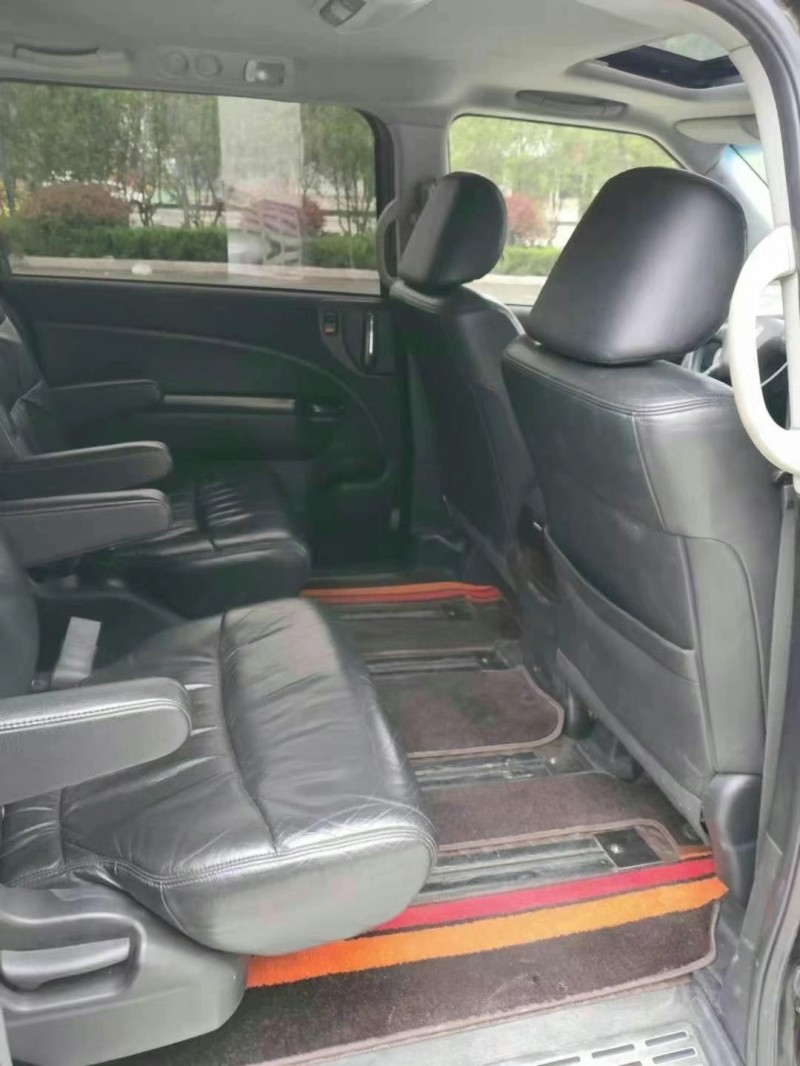 济宁14年本田艾力绅5