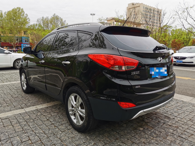 青岛12年现代ix354