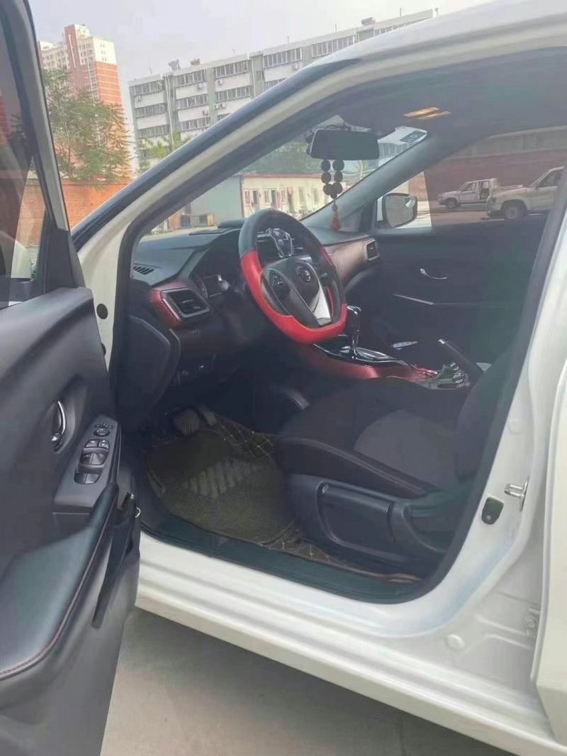 保定18年日产蓝鸟2