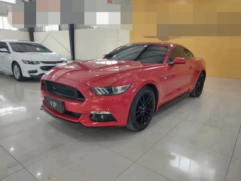 武汉17年福特野马3