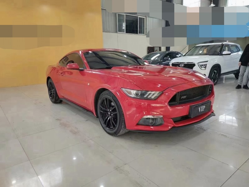 武汉17年福特野马4