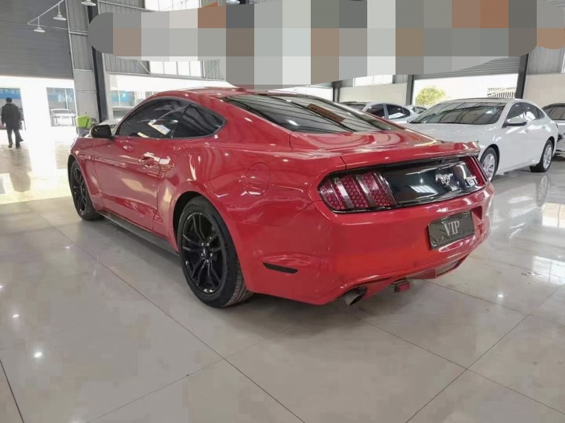 武汉17年福特野马6