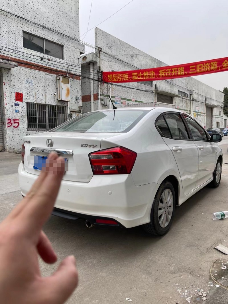 广州14年本田锋范4