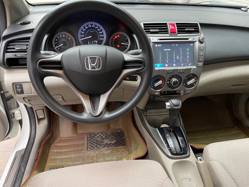 广州14年本田锋范9