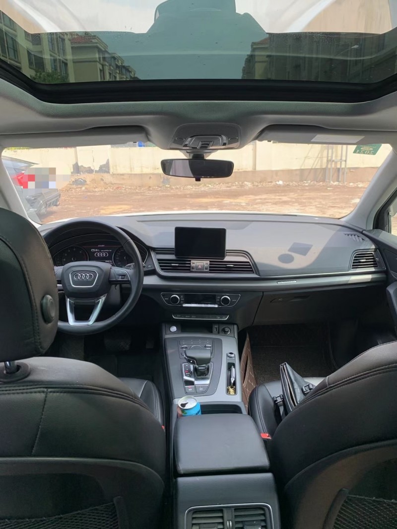 青岛19年奥迪Q56