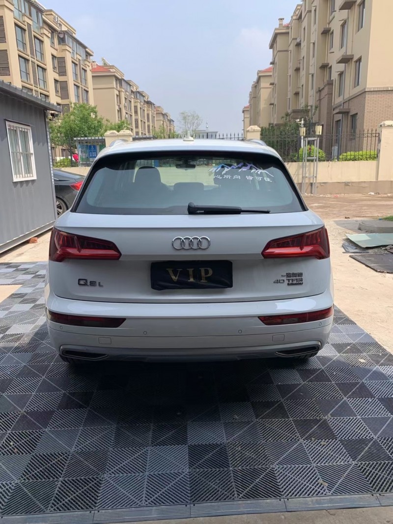 青岛19年奥迪Q58