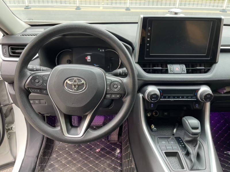 广州20年丰田RAV4荣放7