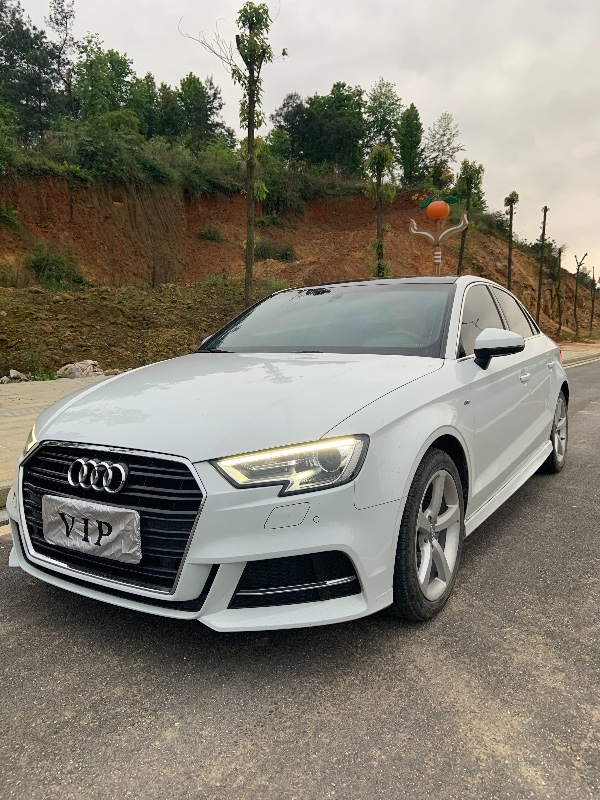 邵阳17年奥迪A38