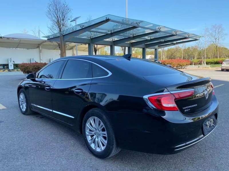 盐城17年别克君越9