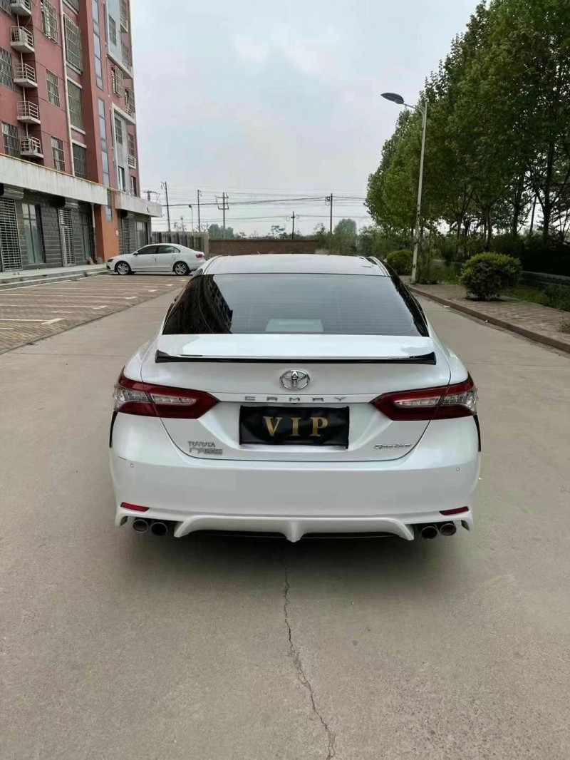 保定18年丰田凯美瑞9