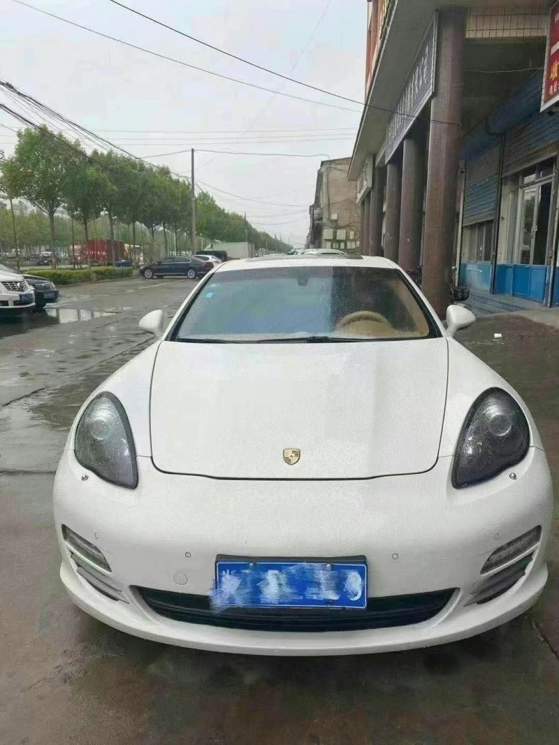 潍坊12年保时捷帕拉梅拉1