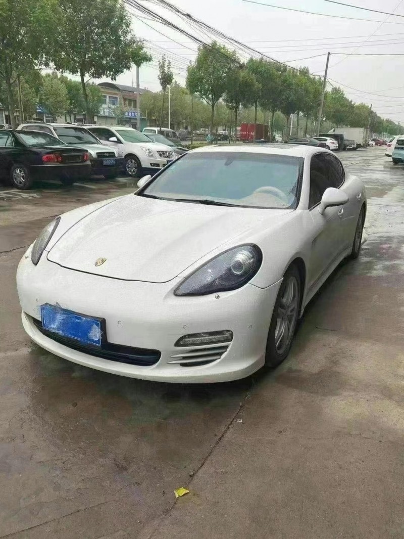 潍坊12年保时捷帕拉梅拉2
